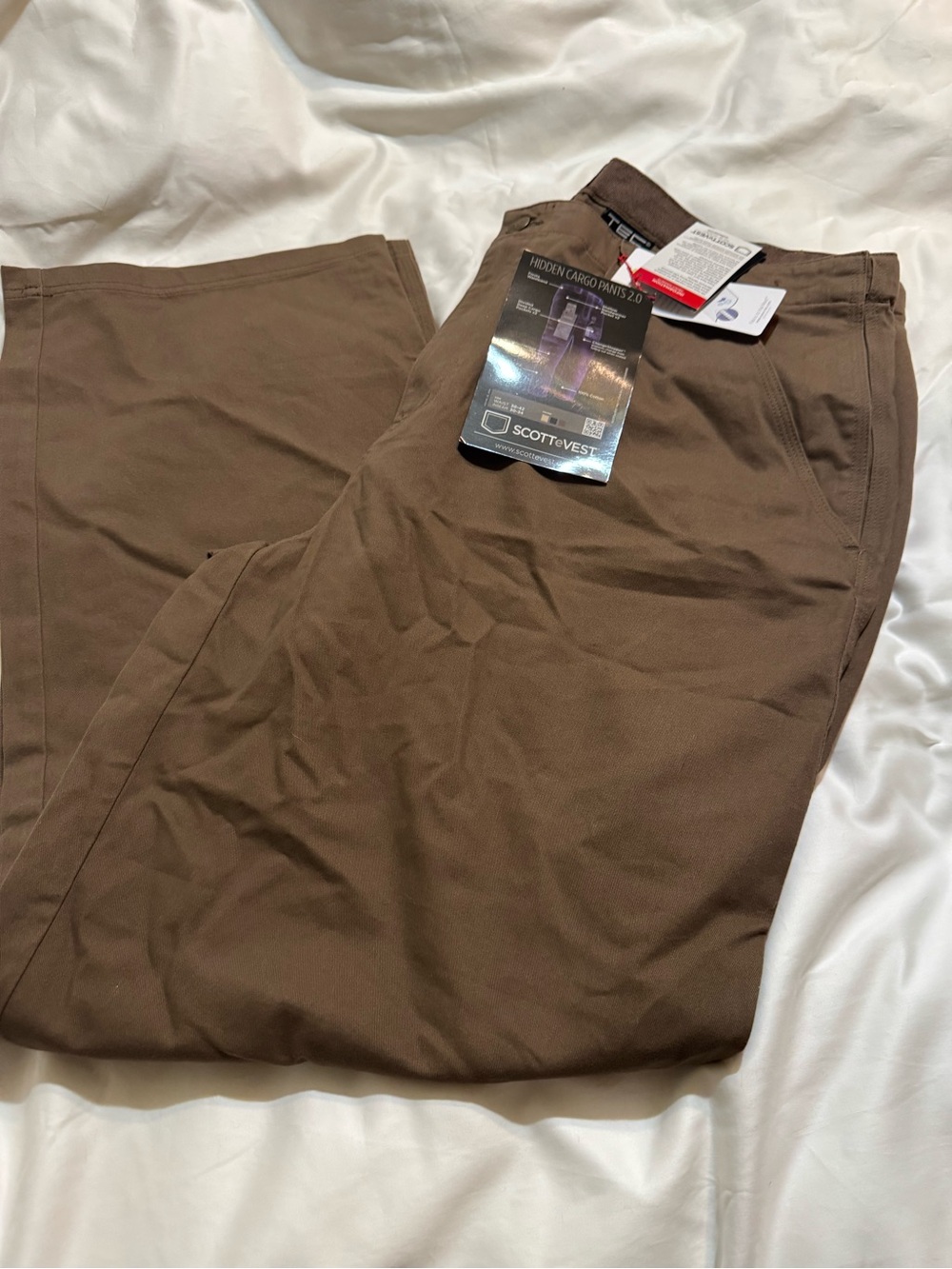 Men’s SCOTTeVEST Brown Hidden Cargo Pants 2.0 size 42w 32l